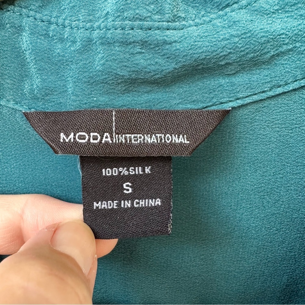 Vintage Moda International 100% Silk Teal Button Down Shirt Blouse Long Sleeve S - Picture 6 of 9